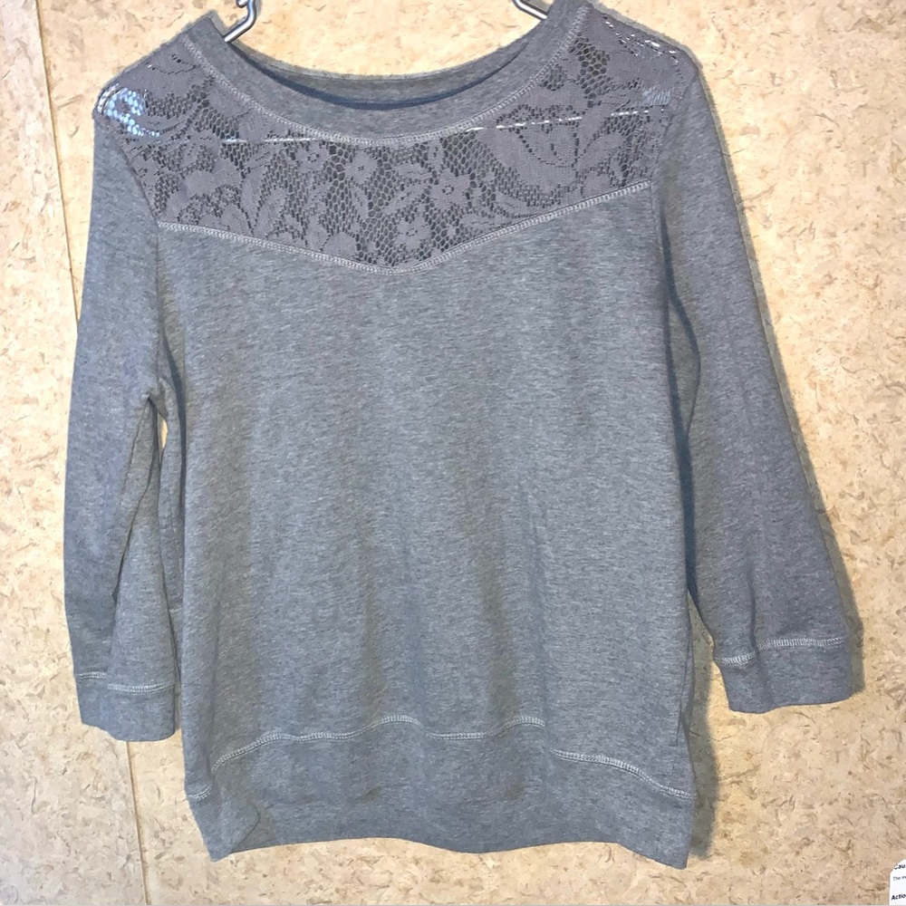 Route 66 Sz Medium Lace Front Sweater 3/4 Sleeves Gray Stretch Comfort